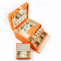 Orange Diamond grid pa...
