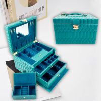 Green Diamond grid pat...