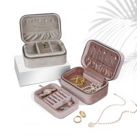 Khaki velvet diamond gr...