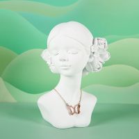 Resin closed eyes girl ...