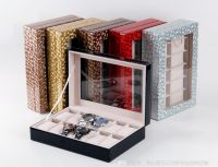 Glass patterned windowe...