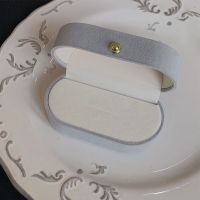 Rivet buckle velvet box...