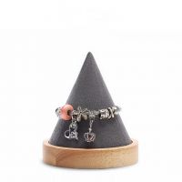 Oak Cone Bracelet Di...
