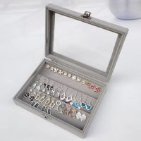 Grey velvet earrings 20...